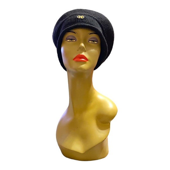 Woman’s Wool Bling Beret Hat - Picture 1 of 7